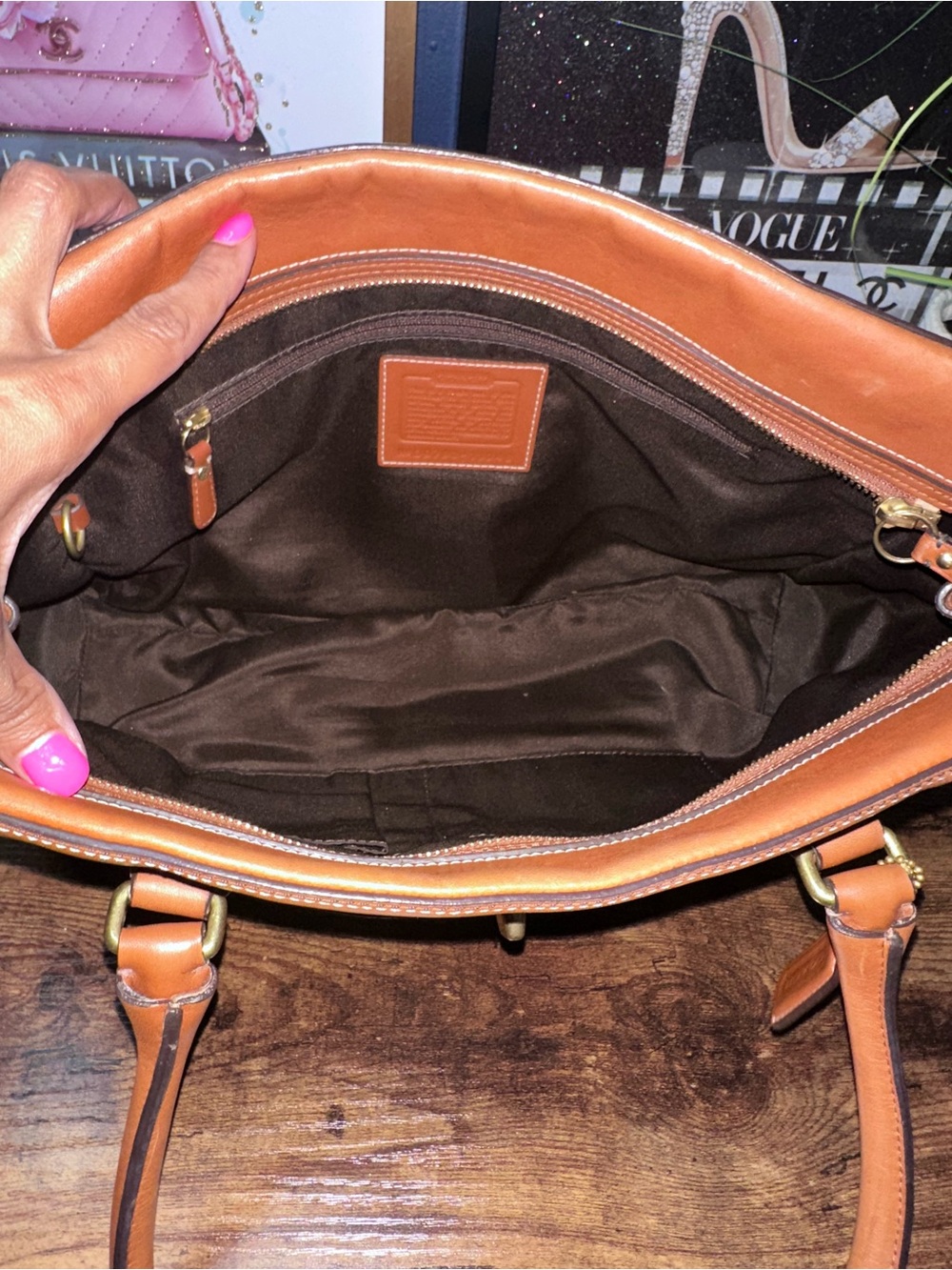 Coach Tiffany Turnlock Carryall 2007 - Picture 12 of 16